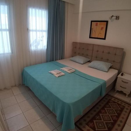 Beyaz Apart Pansiyon Çeşme Eksteriør billede